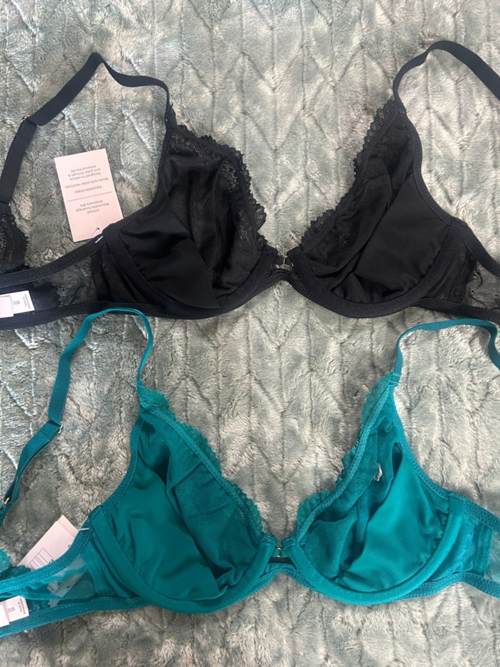 Auden Lace Underwire Bra in Black and Teal - Picture 3 of 5